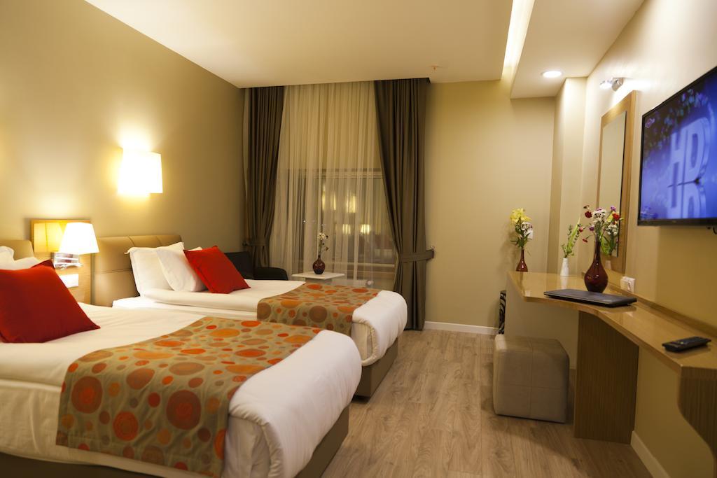 Grand Plaza Hotel — Photos 3